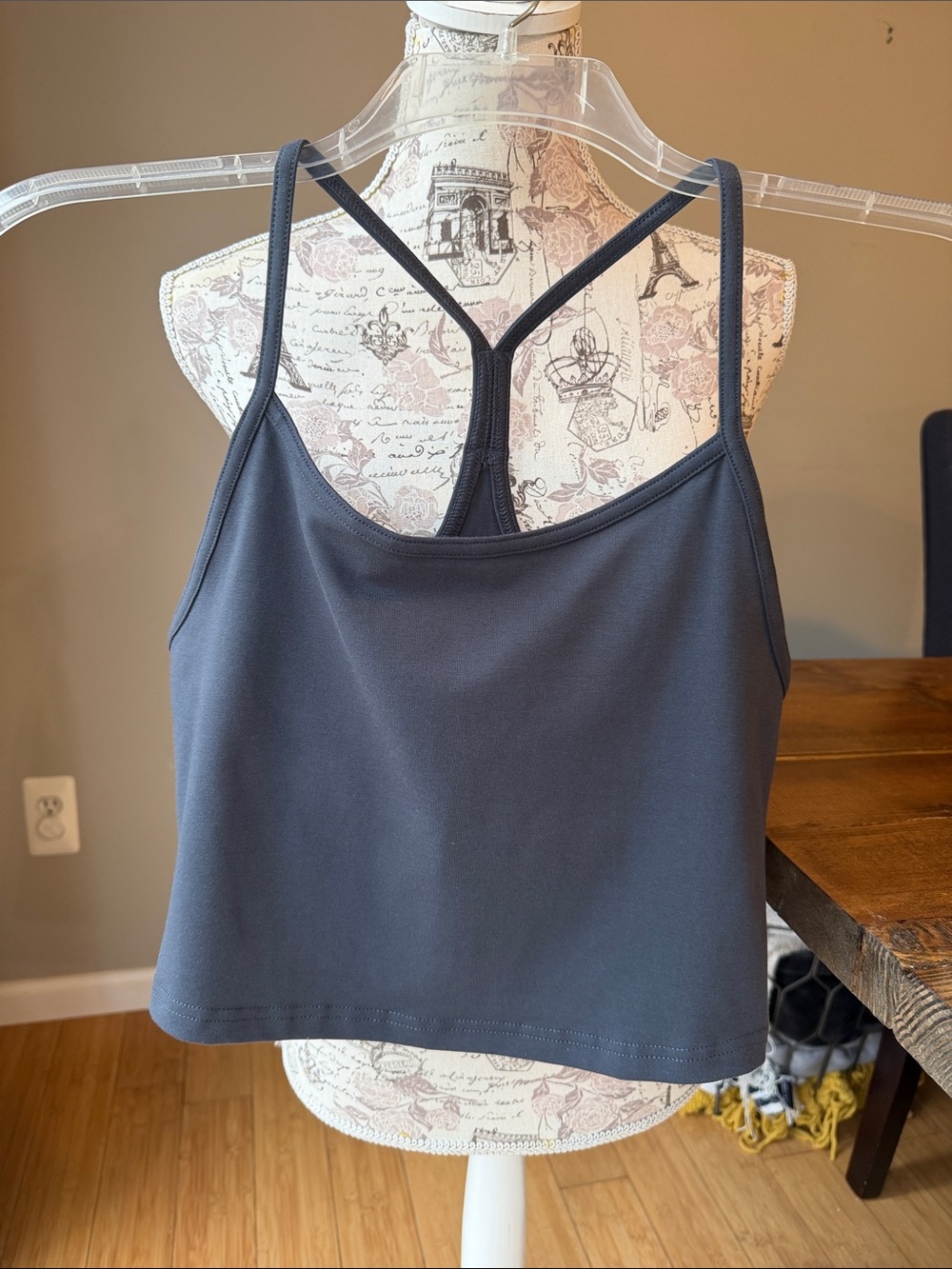 Pact Women’s On The Go-To Shelf Bra Tank Y Back - Picture 2 of 5